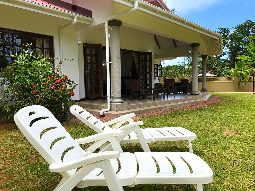 Villa Saint Sauveur Baie Sainte Anne Eksteriør billede