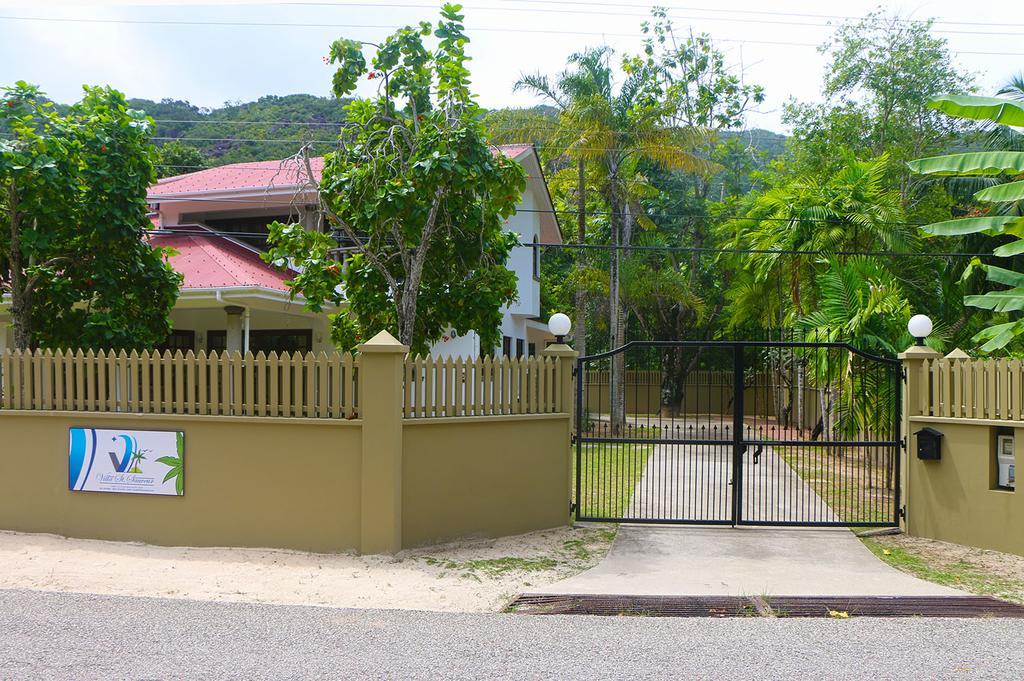 Villa Saint Sauveur Baie Sainte Anne Eksteriør billede